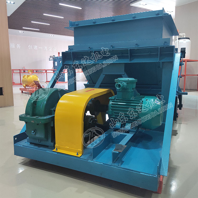 K1往复式给煤机