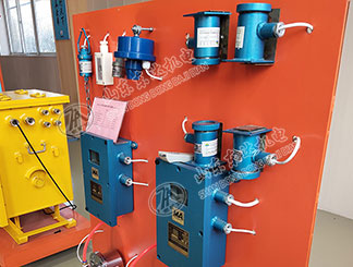 光控自动洒水降尘装置